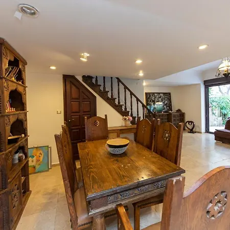 빌라 Charming Duplex 2 Min Walk To Torba Beach In Bodrum